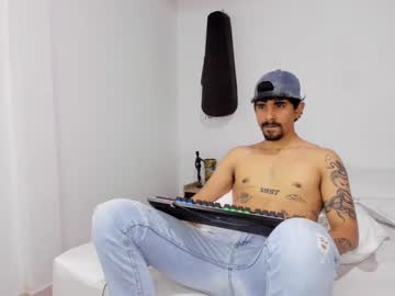 [02-10-23] jaycetattoo public show from Chaturbate