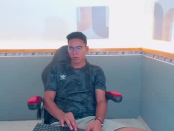 [23-05-23] jamesandrose public show from Chaturbate