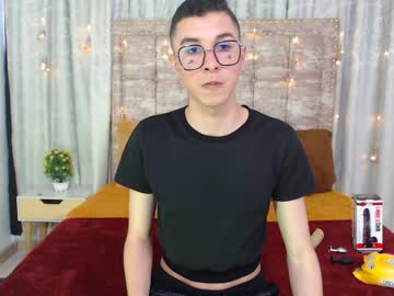 [06-04-24] thomas_23__ show with toys from Chaturbate.com