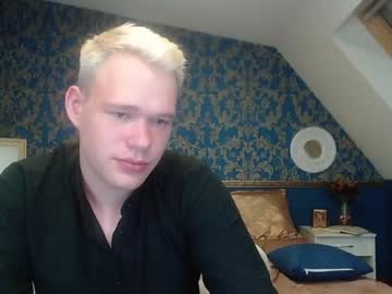[14-09-22] trapper_king premium show video from Chaturbate