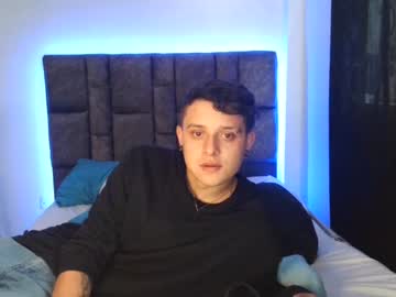 [14-04-23] blondie_blunt video from Chaturbate