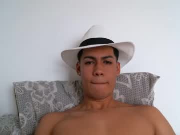 [09-08-23] miguellvalencia1702 record public show video from Chaturbate.com