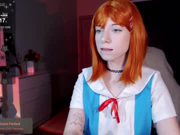 [21-02-24] freya_sunny record video with toys