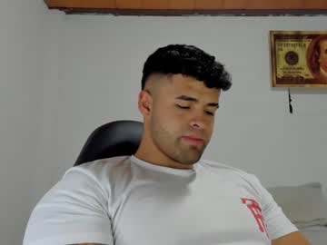 [18-04-24] bryan_stoness show with toys from Chaturbate