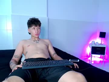 [22-08-23] blueboy_x record video with toys from Chaturbate.com