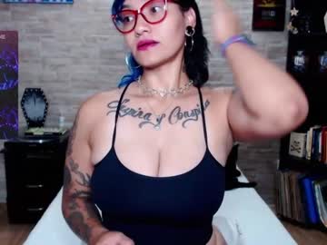 [02-01-24] toothyy record public webcam from Chaturbate