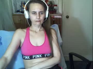[06-01-22] dorothyolime record blowjob video from Chaturbate.com