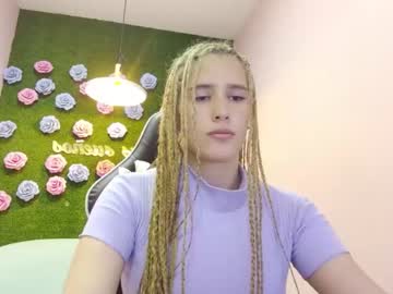 [28-09-22] athenea_a private show video from Chaturbate