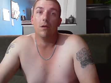 [28-08-22] bustergentley public webcam video from Chaturbate.com