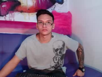 [16-04-22] king_bullet_ video from Chaturbate.com