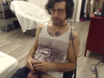 [31-10-22] johnny5inch public show from Chaturbate