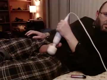 [17-01-22] andrew084 show with toys from Chaturbate