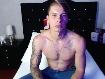 [22-07-23] juanki_0 public webcam video from Chaturbate.com