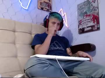 [16-01-23] zaack_hot public show from Chaturbate