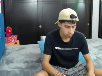 [24-05-22] theboytender chaturbate public