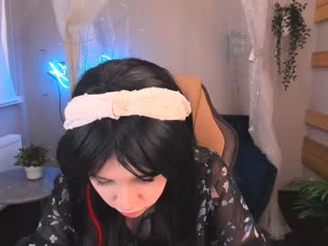 [05-09-22] pure_girl_lola public show from Chaturbate.com