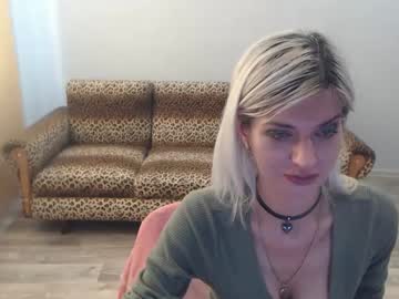 [01-10-24] sexybeatriice record public show from Chaturbate.com