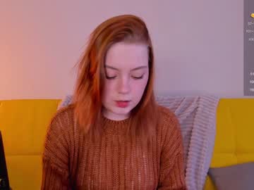 [21-11-23] sofy_benson record video with toys