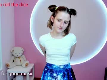 [31-05-22] blushing_ellie record video with toys from Chaturbate