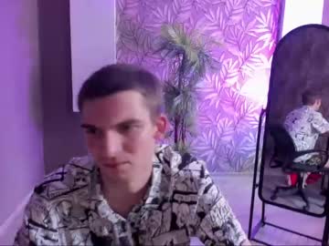 [19-08-22] tyler__baker private sex show from Chaturbate