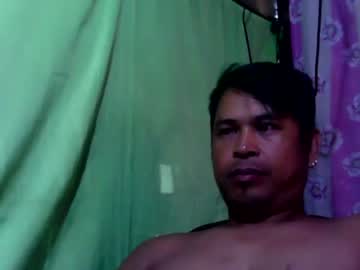 [25-02-23] hunk_pinoy40 record blowjob show from Chaturbate.com