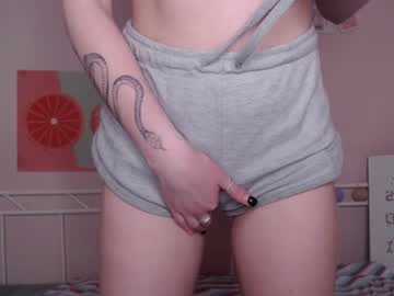 [16-04-22] jessie__moon blowjob video from Chaturbate