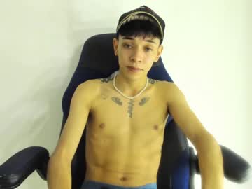 [04-01-24] stephen_con private show video from Chaturbate.com