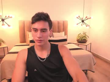 [11-04-24] harryy_joness record video with toys from Chaturbate.com