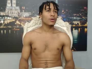 [06-01-24] zoe_liamh record public show from Chaturbate