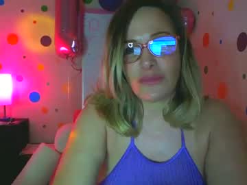 [09-10-23] milf_goddess chaturbate video with dildo