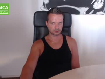 [07-08-23] maschiodavide89 video with toys from Chaturbate