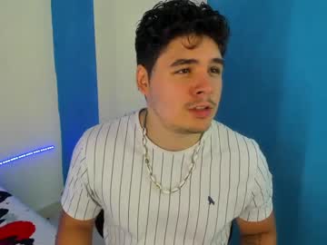 [27-04-22] andrewhorny_ cam video from Chaturbate