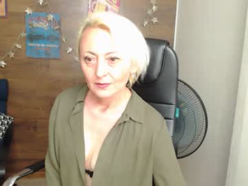 [02-06-22] miranda_lawson premium show video from Chaturbate.com