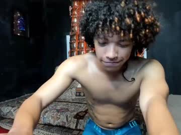 [07-03-22] curls_thompson show with cum from Chaturbate