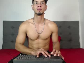 [29-03-23] maximo_s public show from Chaturbate