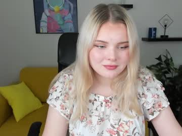 [20-08-22] stacy_moon_ public show video from Chaturbate
