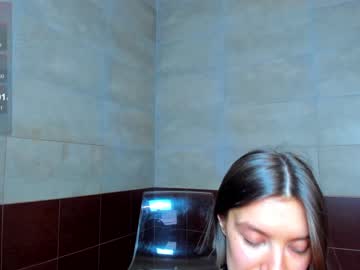 [24-03-24] kylie_berry record webcam video from Chaturbate
