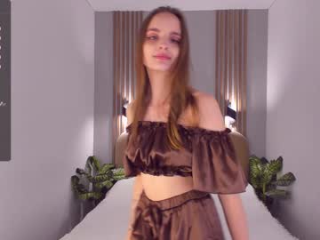 [24-08-23] focus_on_ella chaturbate premium show