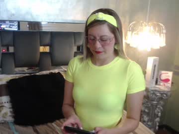 [28-04-22] chanell_taylor public show video from Chaturbate