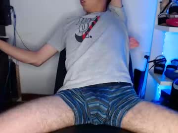 [09-06-23] funnyboy_11 public show from Chaturbate