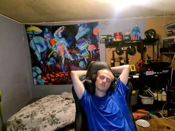 [12-04-24] greenlungs8195 cam video from Chaturbate
