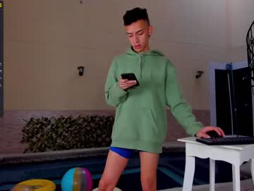 [03-02-23] liangreyy private show from Chaturbate