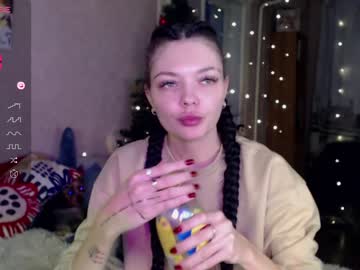 [25-11-23] mariella__adams chaturbate show with toys