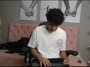 [24-06-23] ander_falcon show with toys from Chaturbate