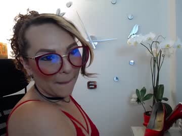 [25-01-24] katiamillerss chaturbate public show video