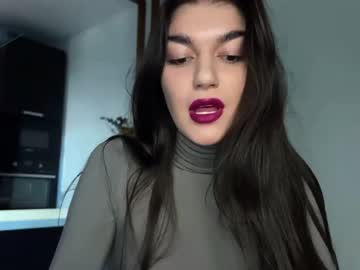 [18-08-23] devinegoddessr public webcam video from Chaturbate