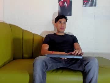 [19-11-23] enzo_444 chaturbate show with cum