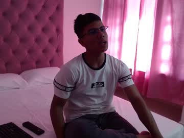 [24-07-23] derios_evanss chaturbate show with toys