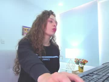 [21-01-22] ariahnna_1 public show from Chaturbate