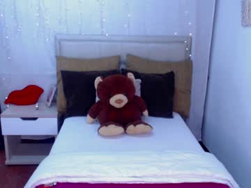 [14-06-22] mia_gomez__ chaturbate video with dildo